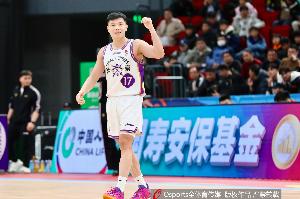 CBA官网更新自由球员名单:共5人 新增张旭和方佳晨