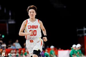 稳扎稳打!孙宇5中3贡献9分2板 正负值+28