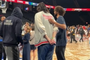 蜘蛛直播-蜘蛛直播nba高清无插件_蜘蛛直播nba免费高清现场转播