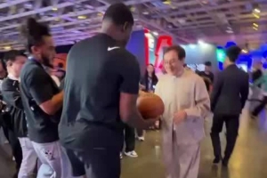 公牛vs雄鹿直播_公牛vs雄鹿在线直播_公牛vs雄鹿赛事直播