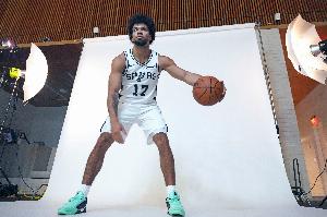 劲球直播_足球赛事直播_篮球赛事直播_NBA|CBA|英超直播